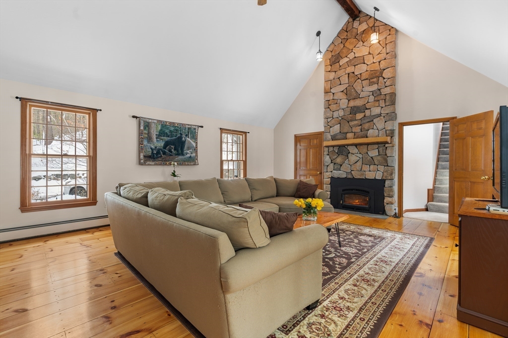 498 Old Dunstable Road Groton, MA 01450 - Photo 8 of 24 Gallery Image 8