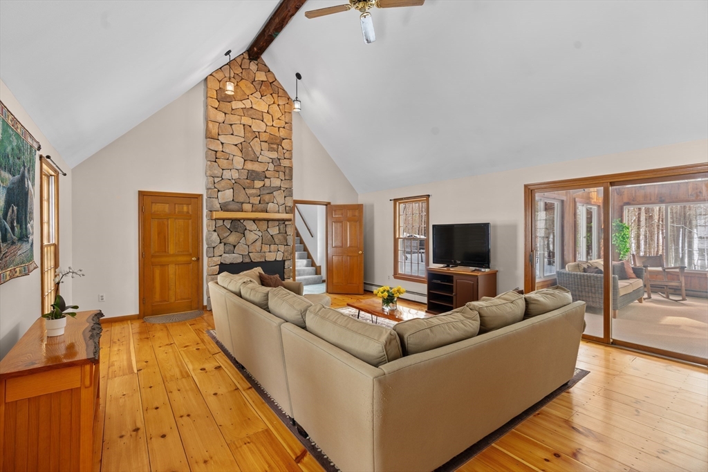 498 Old Dunstable Road Groton, MA 01450 - Photo 9 of 24 Gallery Image 9