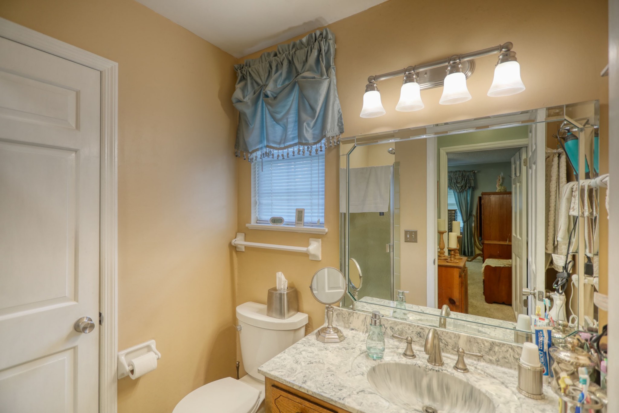 3517 Colony Point West Nashville, TN 37217 - Photo 13 of 34 a bathroom with a sink a toilet and shower