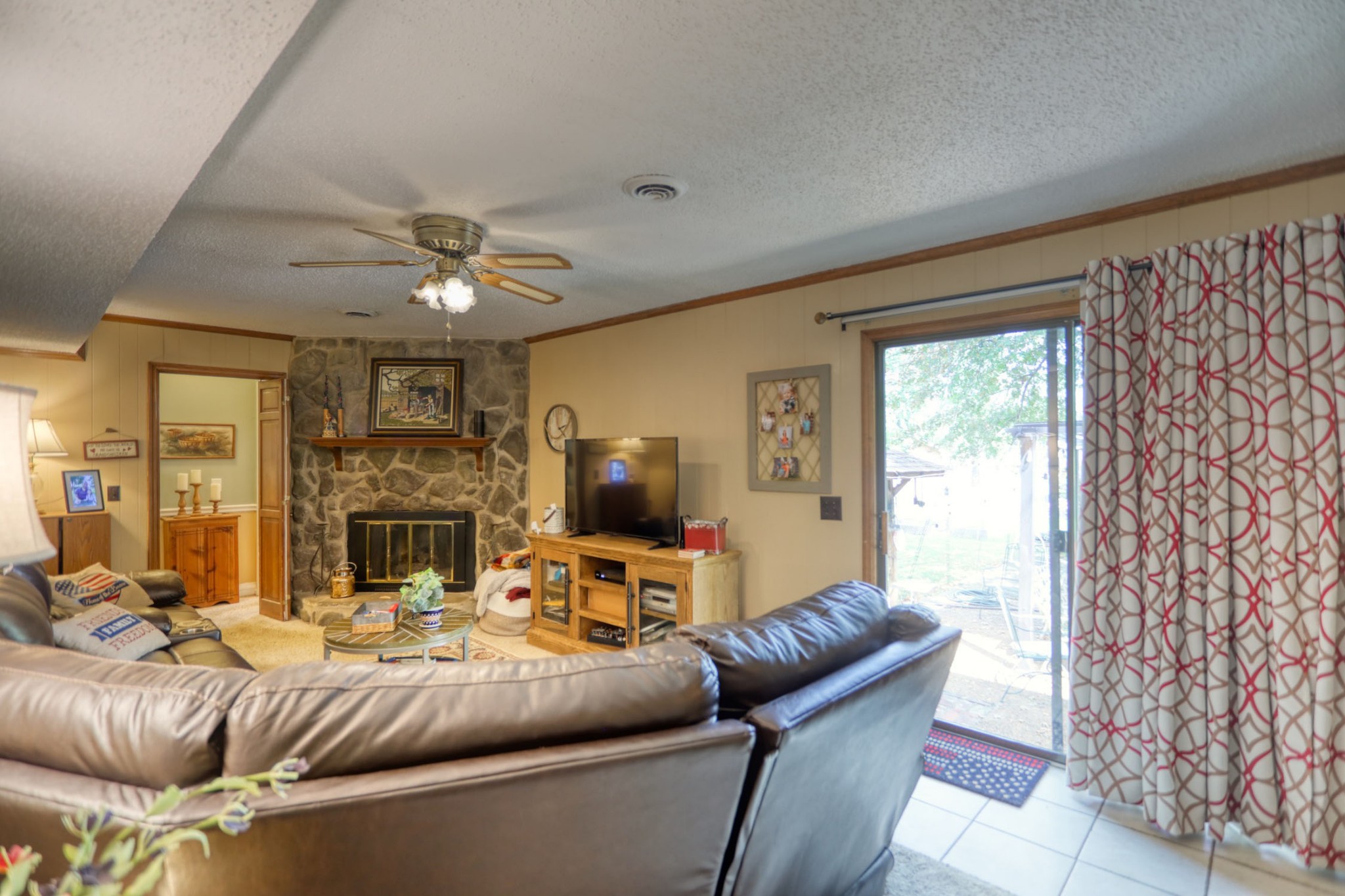 3517 Colony Point West Nashville, TN 37217 - Photo 6 of 34 a living room with furniture and a fireplace