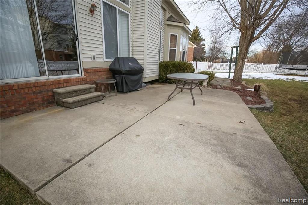 4659 Amberwood Court Rochester, MI 48306 - Photo 30 of 30
