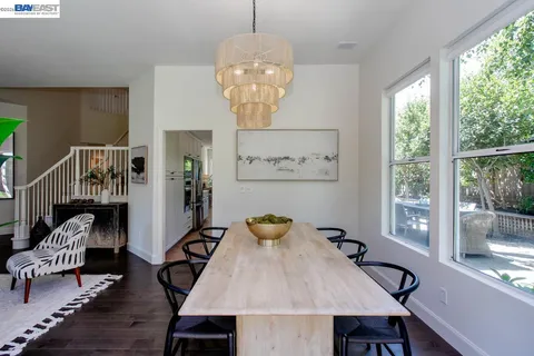 $2,095,000 | 367 Creedon Circle, Alameda, CA 94502