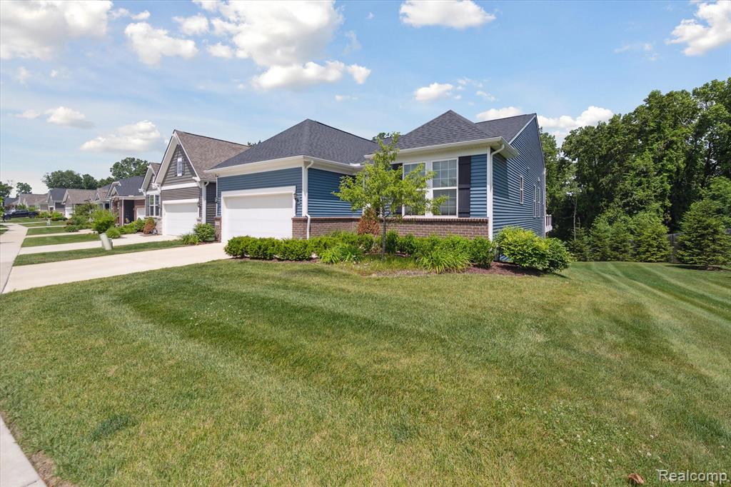 1065 Spring Trail Brighton, MI 48116 - Photo 1 of 61