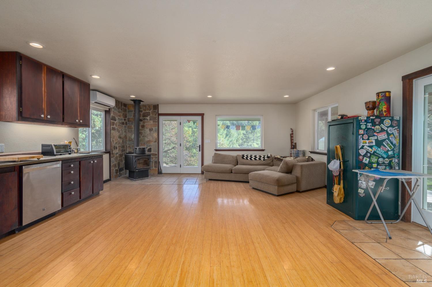 8450 Orr Springs Road Ukiah, CA 95482 - Photo 11 of 55