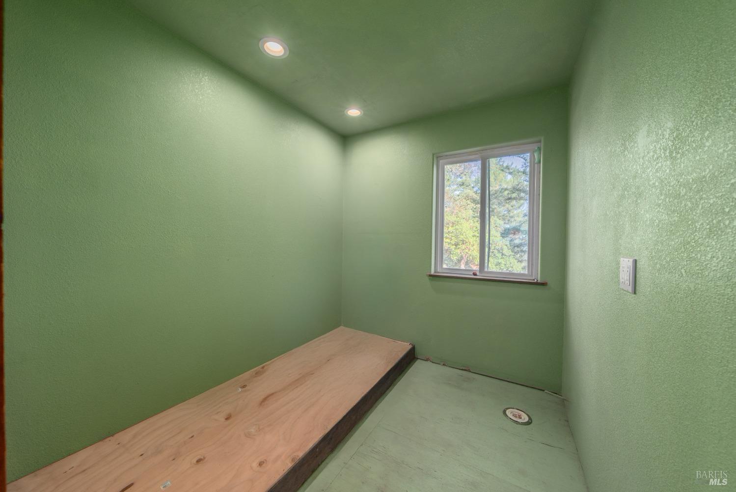 8450 Orr Springs Road Ukiah, CA 95482 - Photo 13 of 55