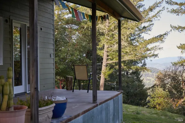 $985,000 | 8450 Orr Springs Road, Ukiah, CA 95482