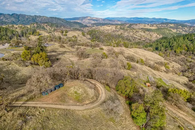 $985,000 | 8450 Orr Springs Road, Ukiah, CA 95482