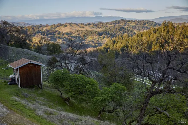$985,000 | 8450 Orr Springs Road, Ukiah, CA 95482