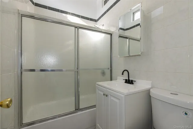 $1,149,000 | 58-14 58th Avenue | Maspeth