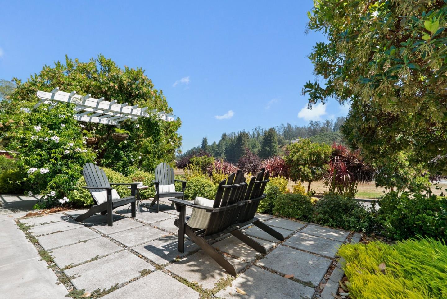 860 Larkin Valley Road Watsonville, CA 95076 - Photo 33 of 81 Gallery Image 33