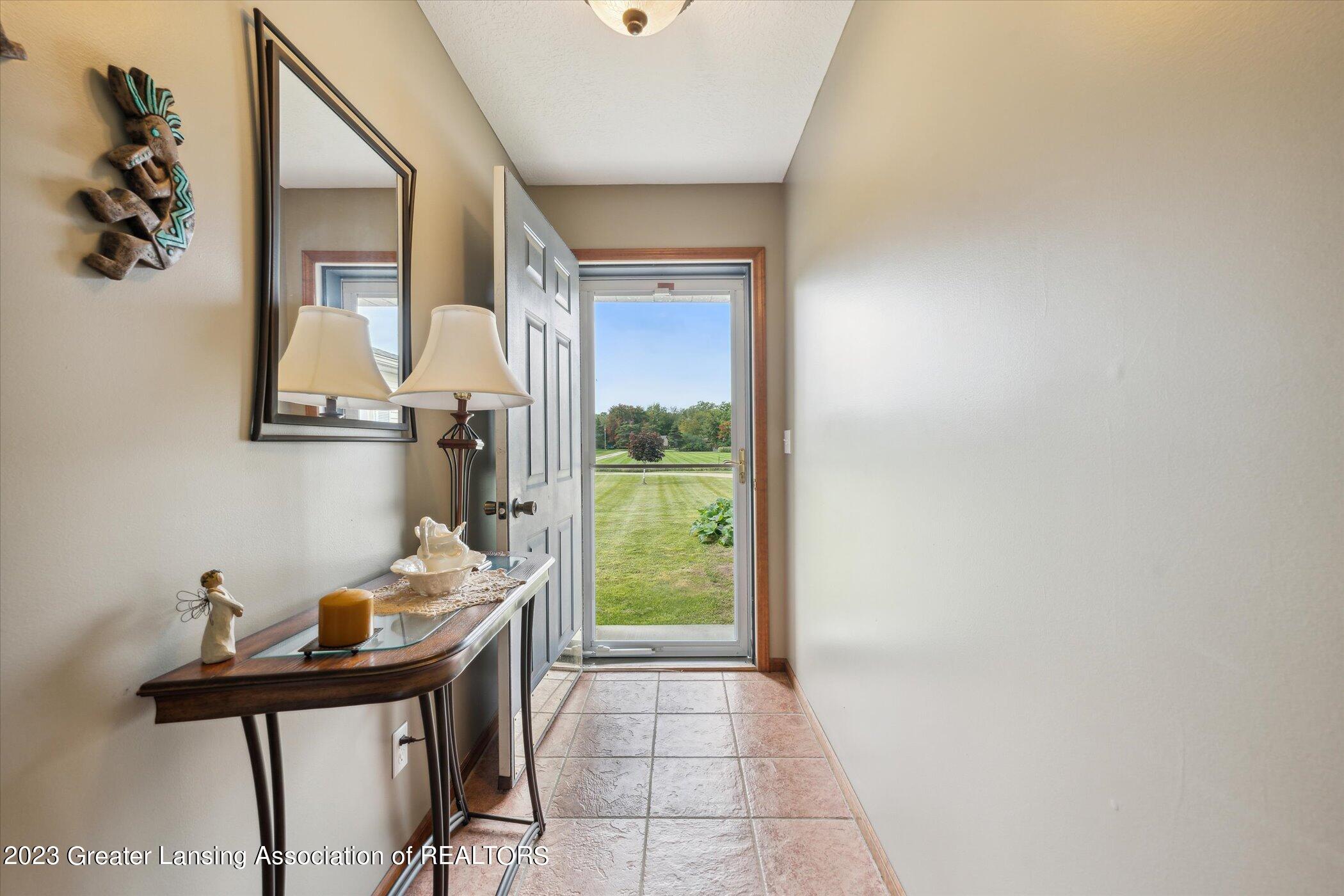 3200 North Williams Road St. Johns, MI 48879 - Photo 4 of 30 06-3200-N-Williams-Rd-St-Johns-MI-48879-