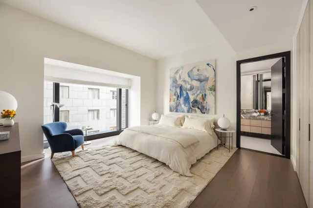 $2,995,000 | 125 Greenwich Street, Unit 21D | Financial District