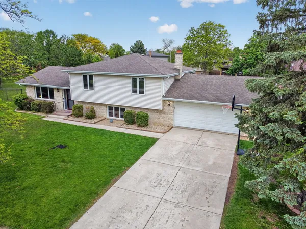 $429,900 | 10818 Bryant Road, Mokena, IL 60448