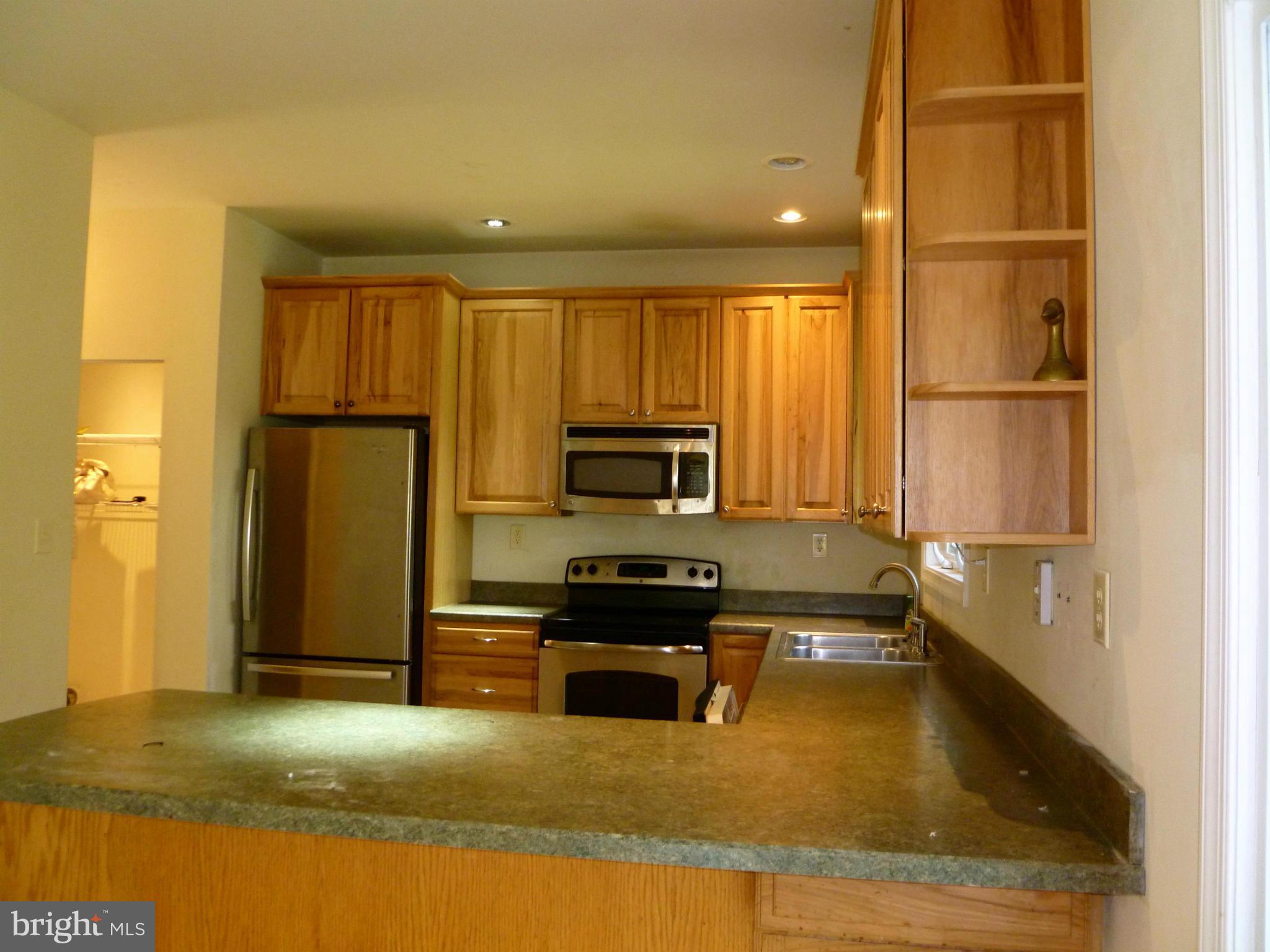 183 Locust Grove Road Front Royal, VA 22630 - Photo 6 of 23 Kitchen