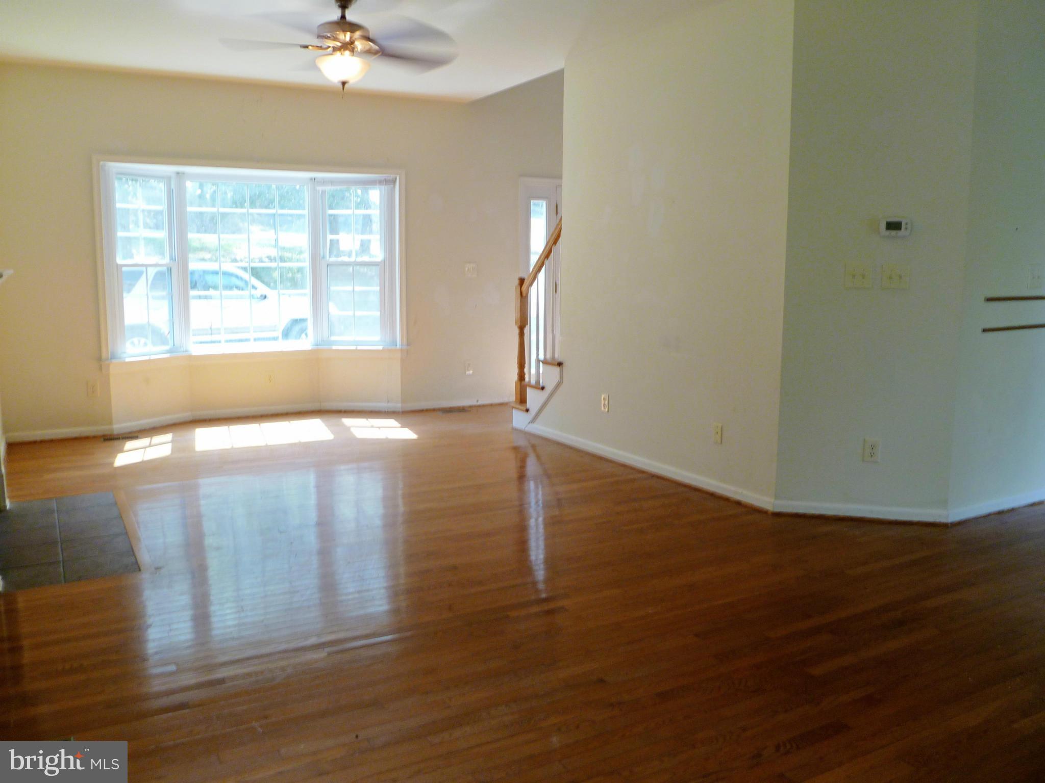 183 Locust Grove Road Front Royal, VA 22630 - Photo 10 of 23 Living Room