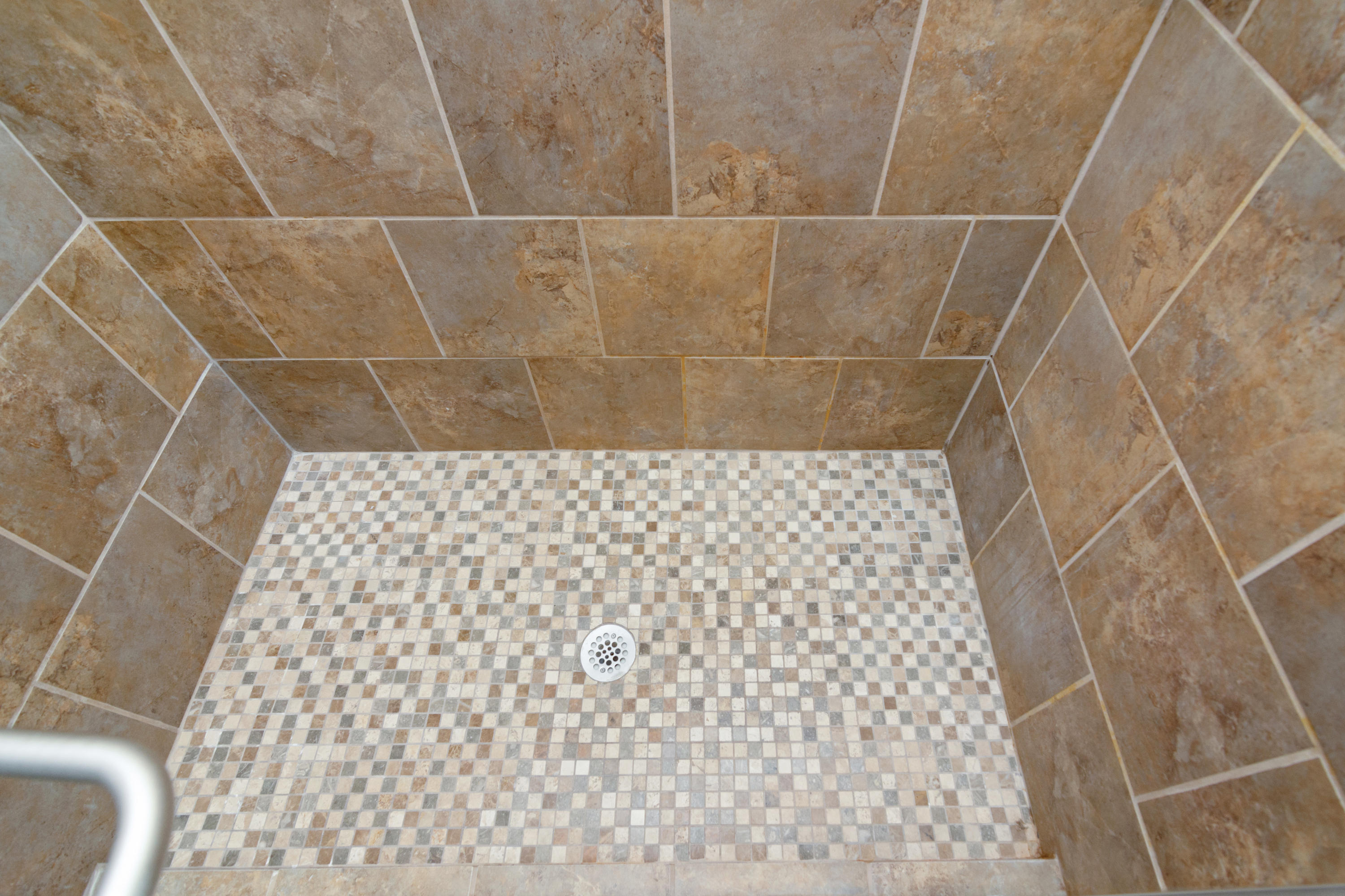 5780 Griffith Mill Road Baker, FL 32531 - Photo 24 of 50 a bathroom with a shower