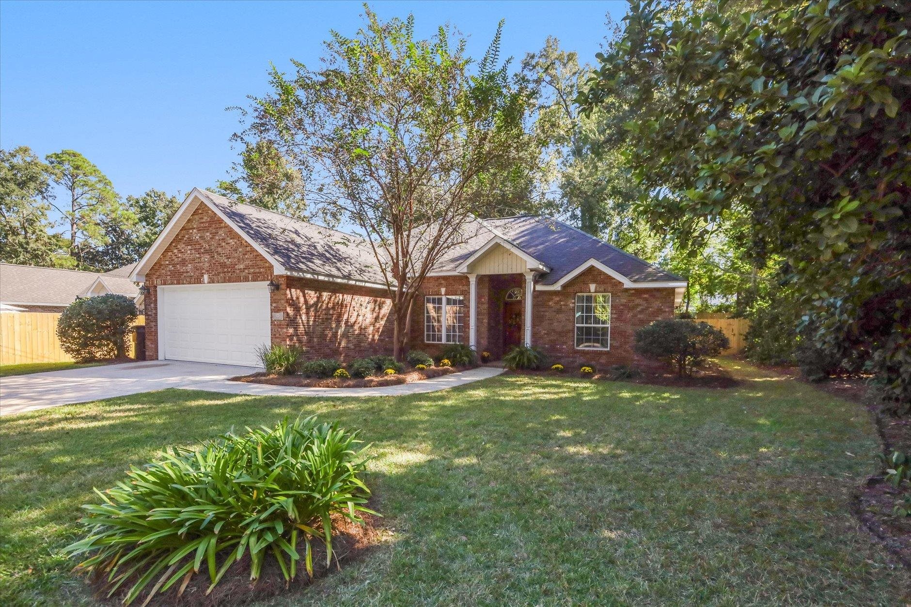 1221 Richview Road Tallahassee, FL 32301 - Photo 2 of 46