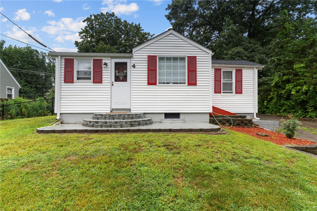 4 Martin Street Coventry, RI 02816 - Photo 2 of 22 Gallery Image 2