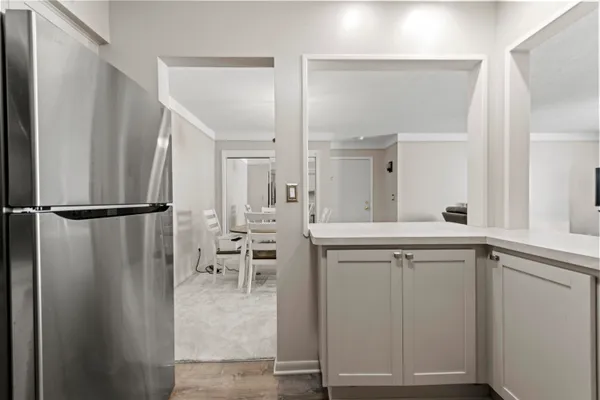 $129,900 | 35934 Ann Arbor Trail, Unit 115, Livonia, MI 48150