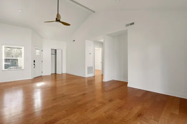 $3,500 | 1127 Snap Dragon Court, Mount Pleasant, SC 29464