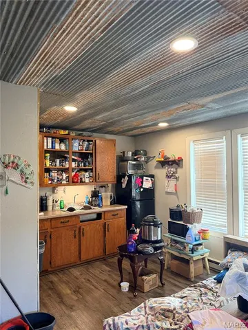 $189,900 | 202 North Buena Vista Street, Puxico, MO 63960