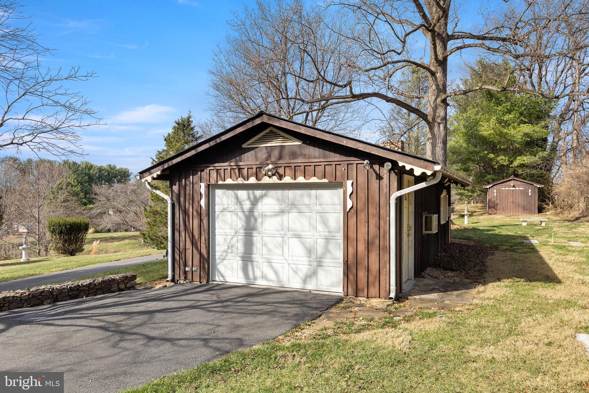 234 Hopewell Road Clear Brook, VA 22624 - Photo 26 of 35 Detached Garage 🚗