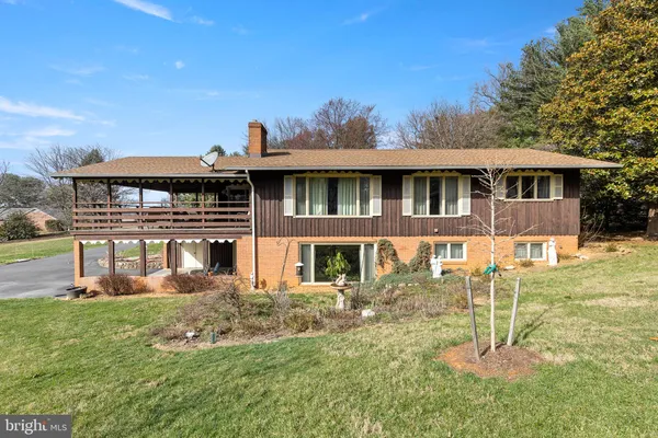 $1,000,000 | 234 Hopewell Road, Clear Brook, VA 22624