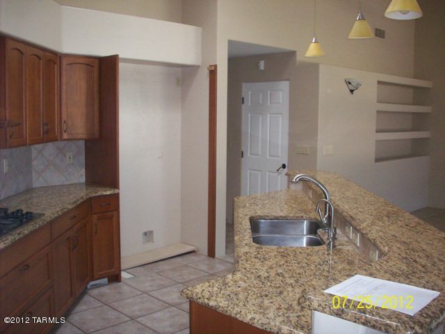 950 West Silver Spring Place Tucson, AZ 85755 - Photo 14 of 29