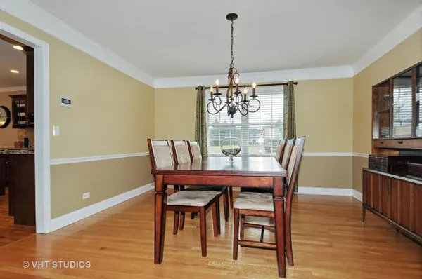 $699,900 | 1244 Hollingswood Avenue, Naperville, IL 60564