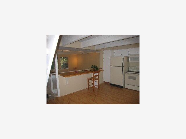 21687 Summit Road Los Gatos, CA 95033 - Photo 4 of 9 Gallery Image 4