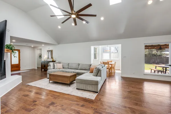 $5,400 | 1113 Taulbee Lane, Austin, TX 78757