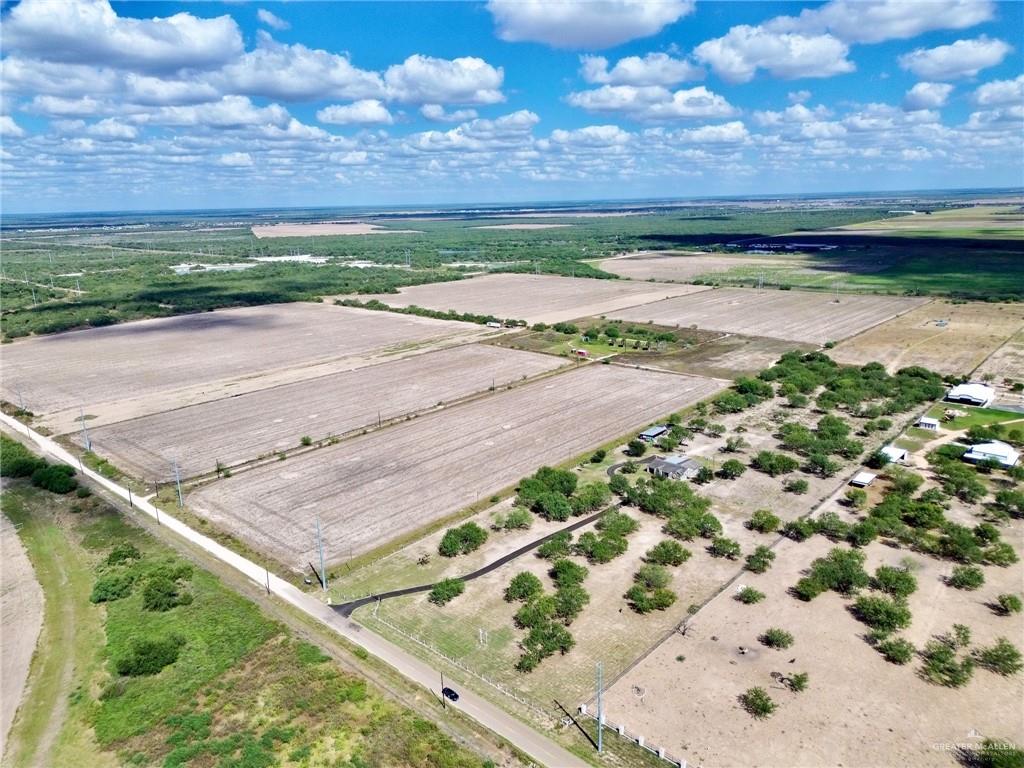 10220 Big 5 Road Edinburg, TX 78541 - Photo 15 of 16 a view of a backyard with a lake view