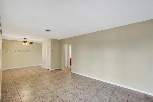 $1,550 | 111 Southeast 4th Avenue, Unit 9, Hallandale Beach, FL 33009