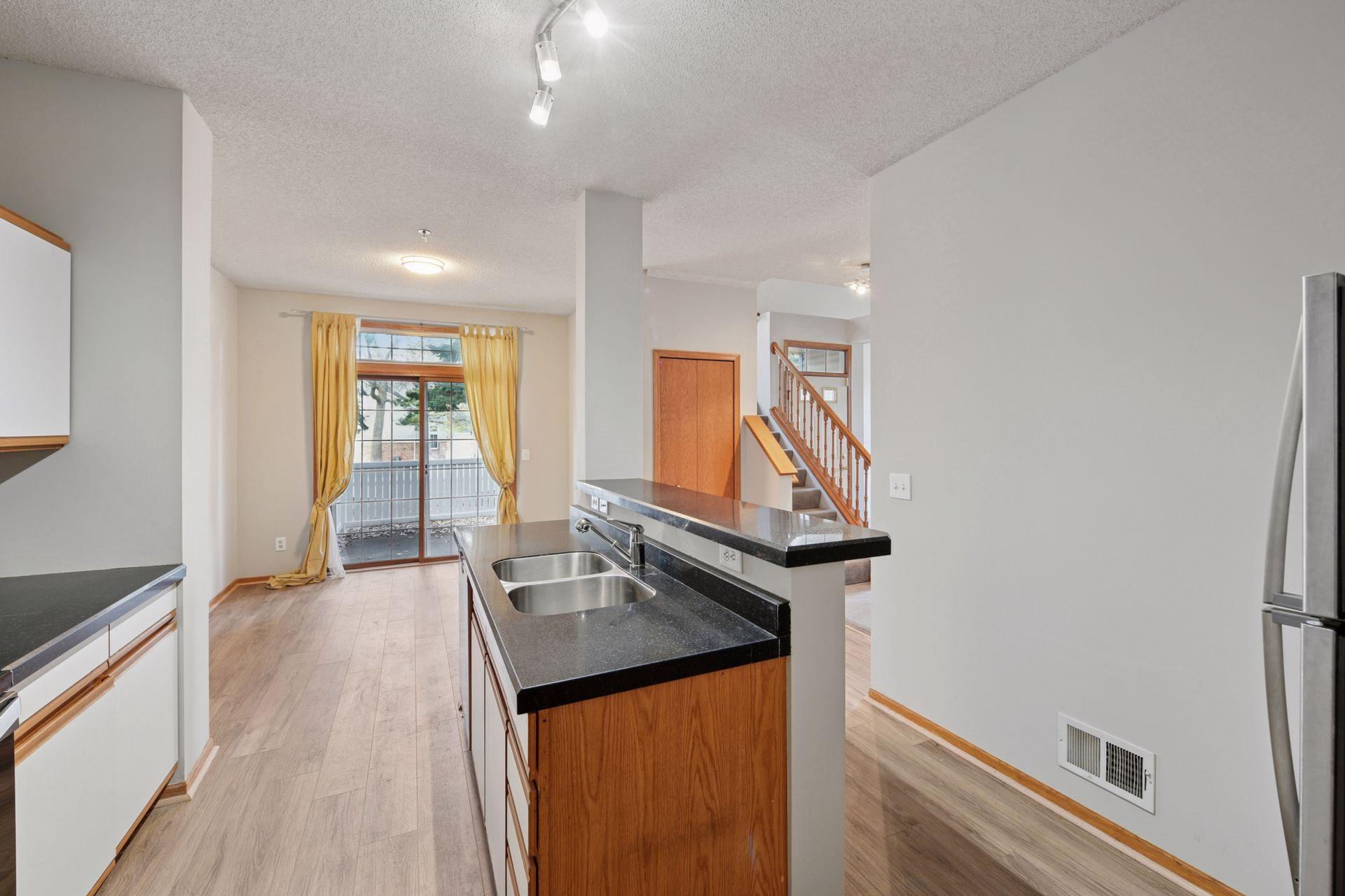 8494 Cortland Road Eden Prairie, MN 55344 - Photo 15 of 30