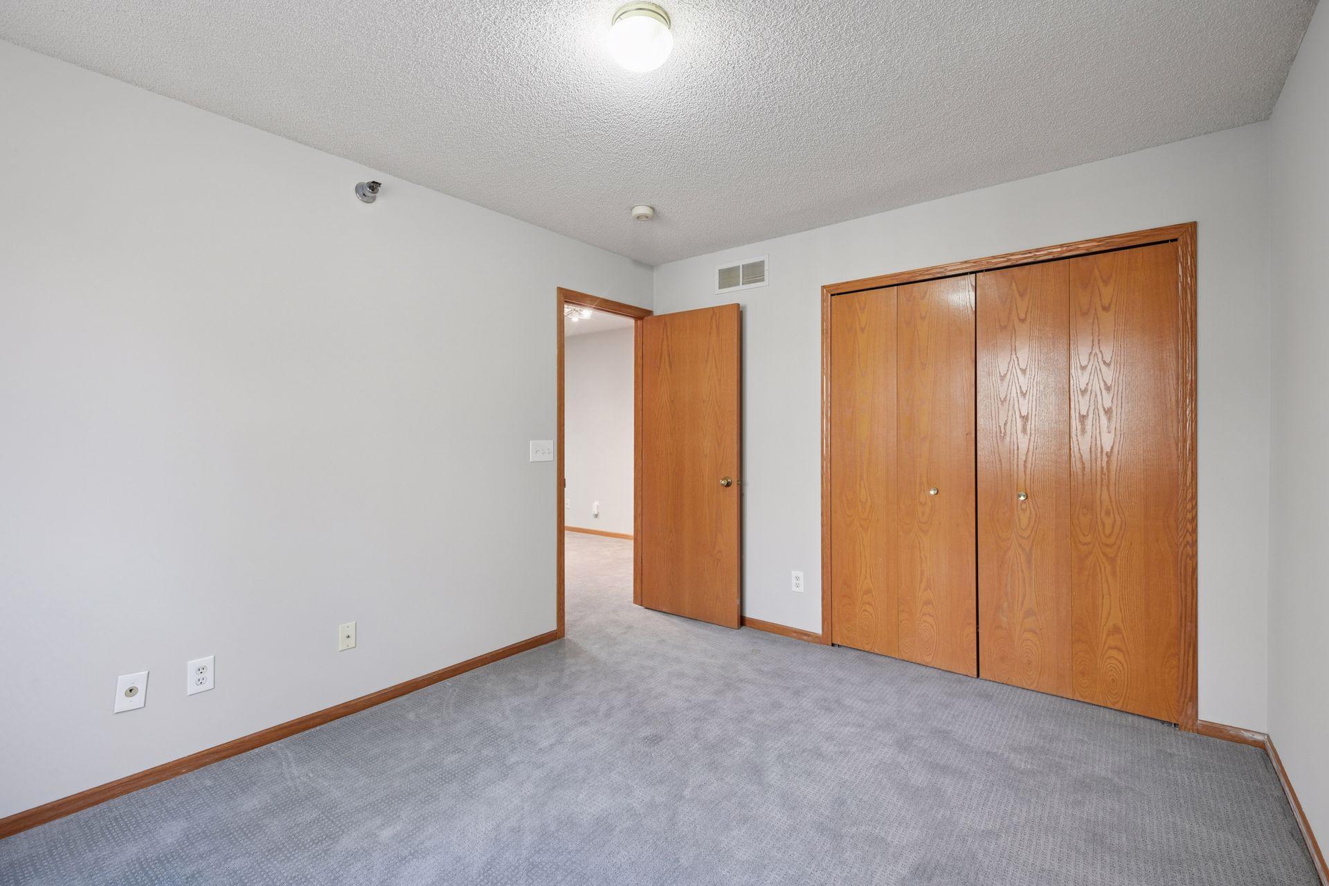 8494 Cortland Road Eden Prairie, MN 55344 - Photo 28 of 30