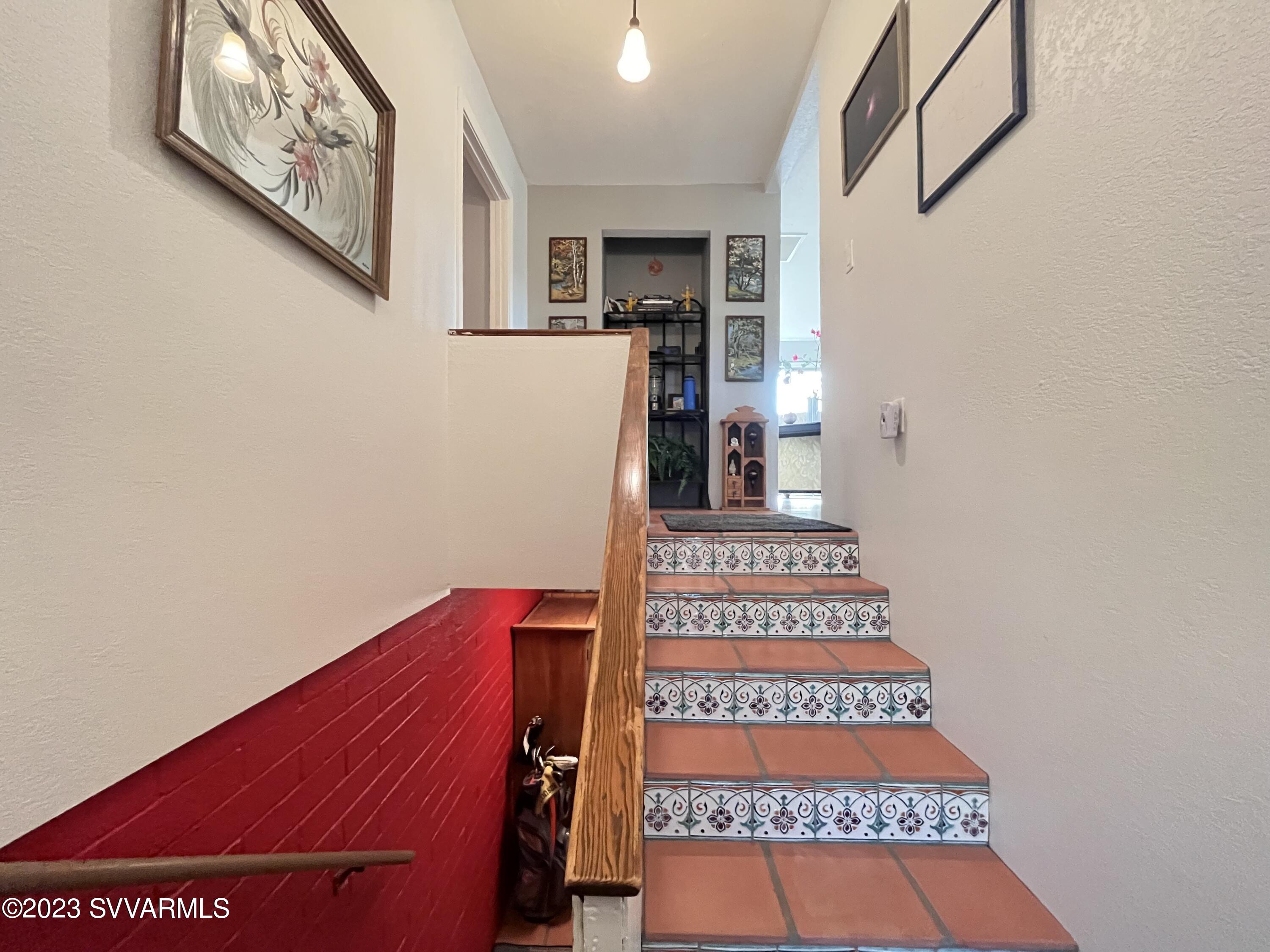 4605 Pima Way Rimrock, AZ 86335 - Photo 24 of 77 a view of a hallway with seating area