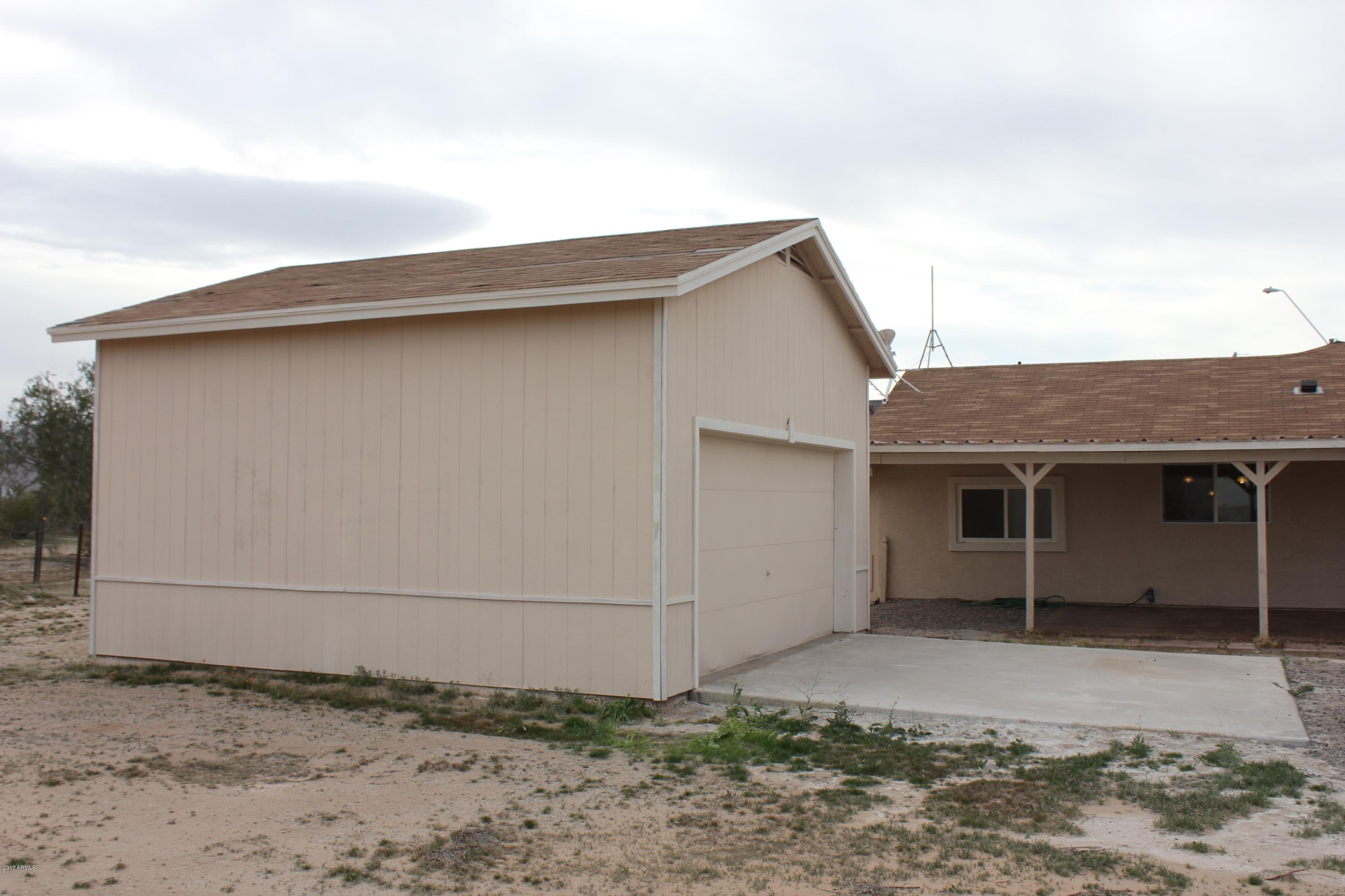 52727 West Roan Road Maricopa, AZ 85139 - Photo 22 of 27 Large 2 Car Garage Side View