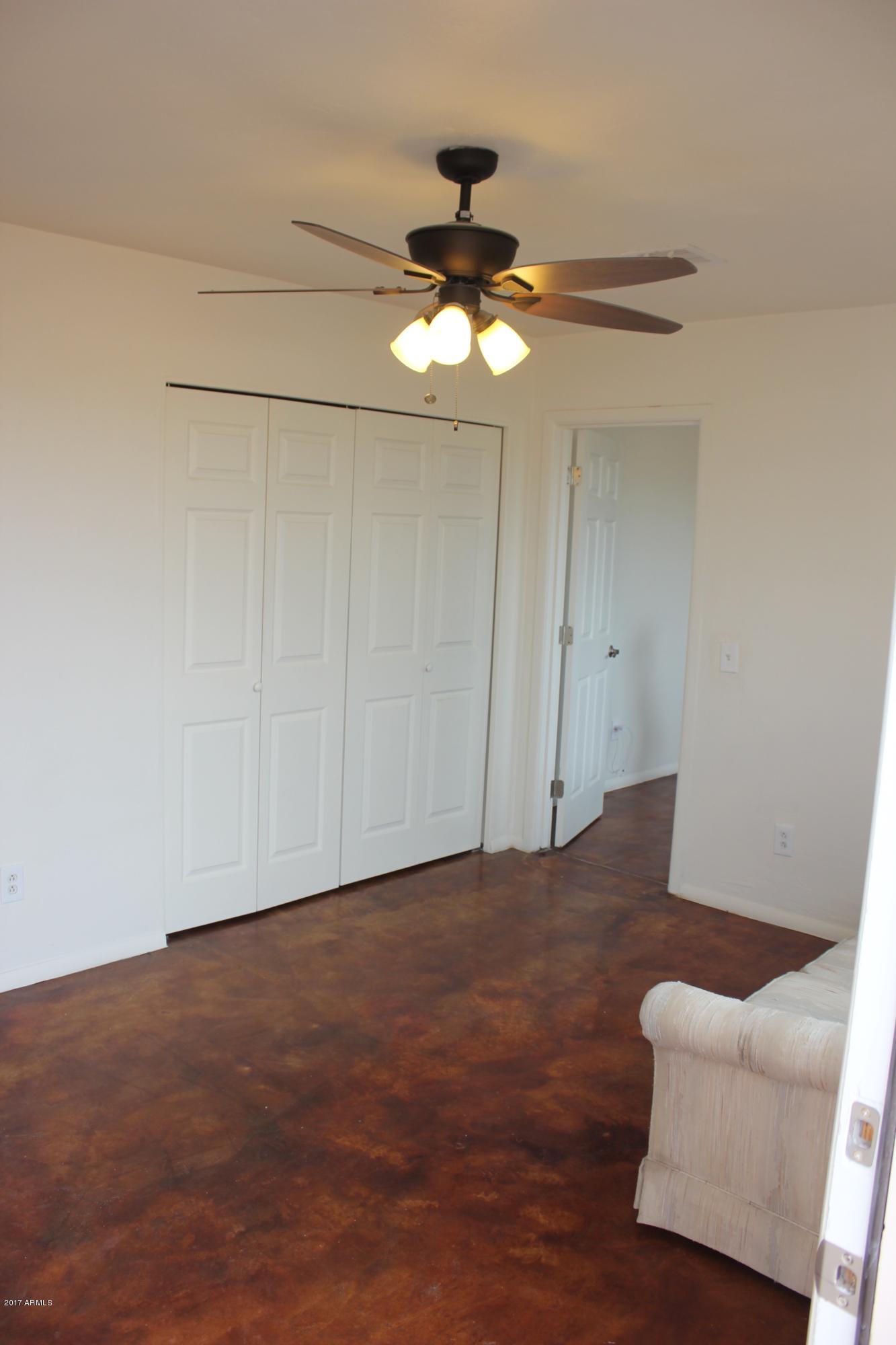 52727 West Roan Road Maricopa, AZ 85139 - Photo 10 of 27 Living Room