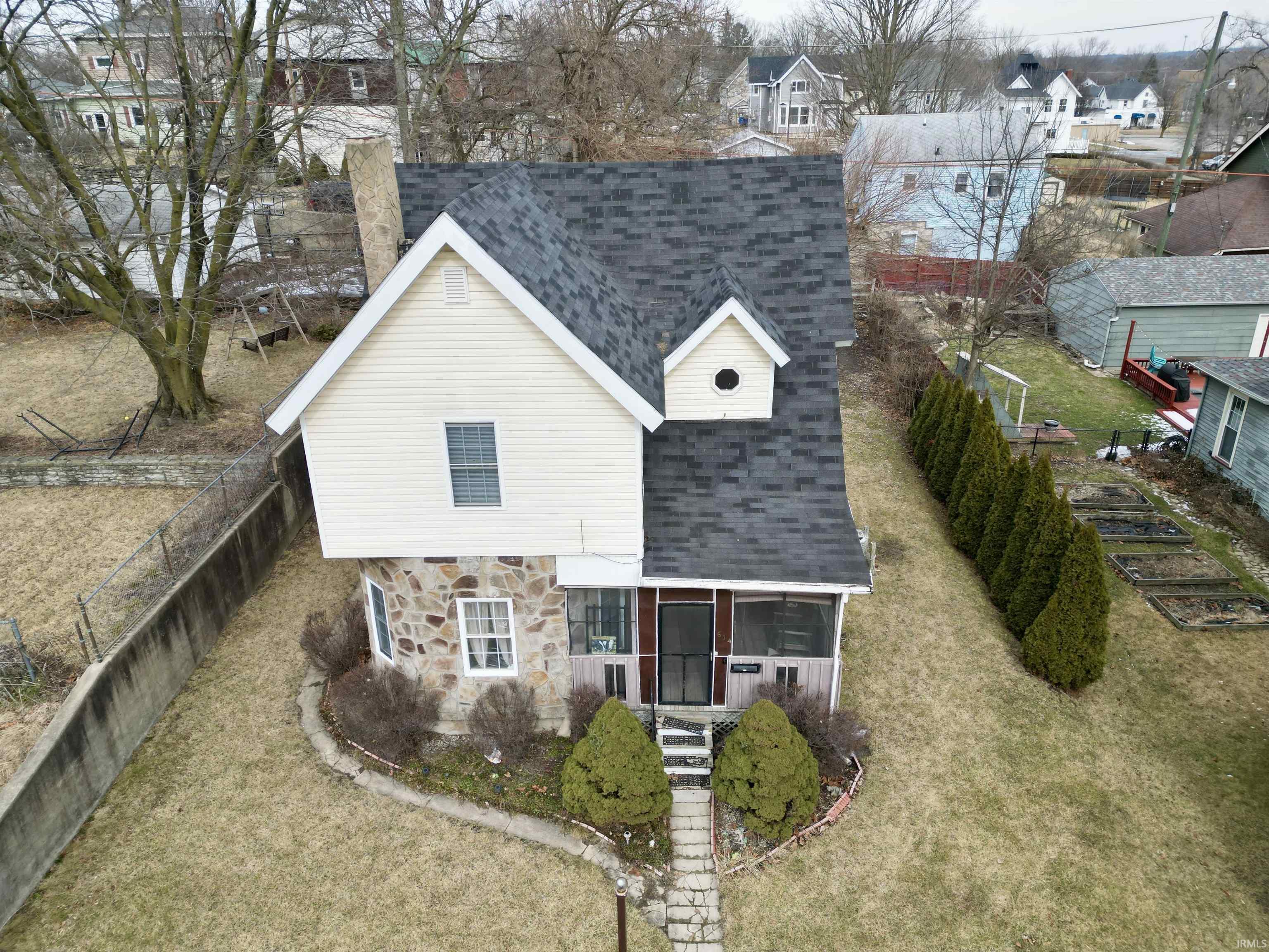 614 West 5th Street Marion, IN 46953 - Photo 2 of 20