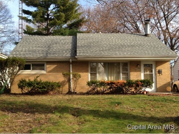 748 Osburn Avenue Springfield, IL 62702 - Photo 1 of 12 Gallery Image 1