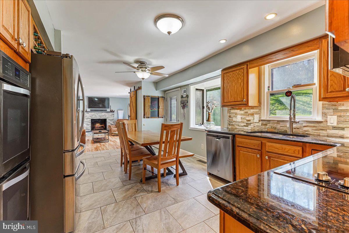 75 New Road Aston, PA 19014 - Photo 4 of 59 Open Floor Plan- Kitchen to Family Room