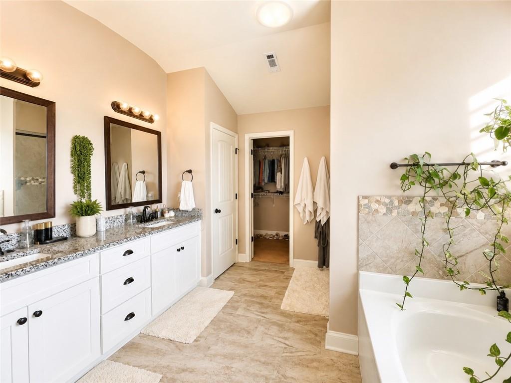 4404 Smokey Road Newnan, GA 30263 - Photo 12 of 16 Gallery Image 12