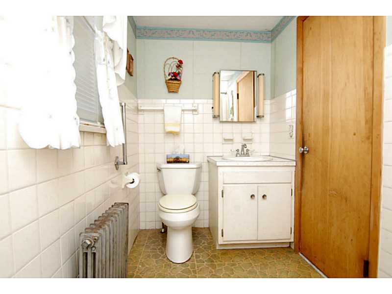31 Diamond Hill Road Hopkinton, RI 02808 - Photo 13 of 21 Bathroom.