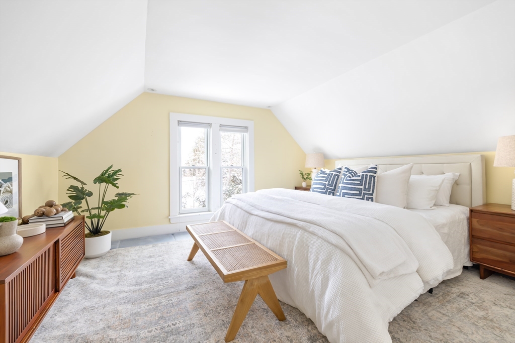 3 Midland Road Wellesley, MA 02482 - Photo 24 of 35