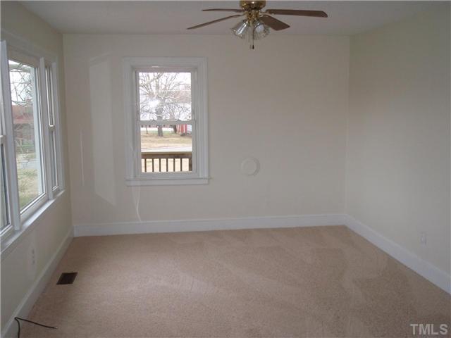 715 Roxboro Street Roxboro, NC 27573 - Photo 3 of 7