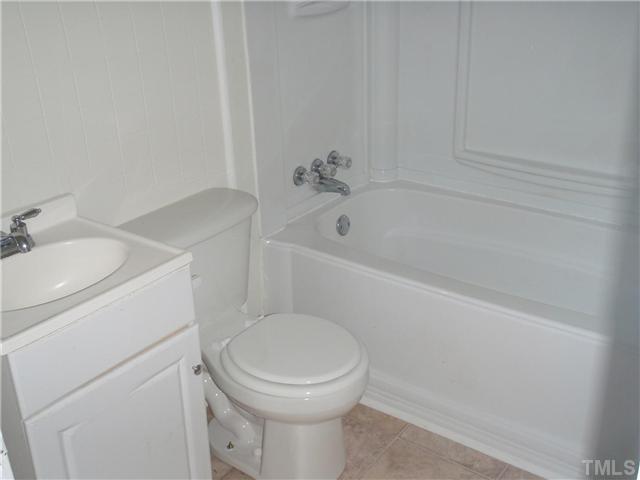 715 Roxboro Street Roxboro, NC 27573 - Photo 5 of 7