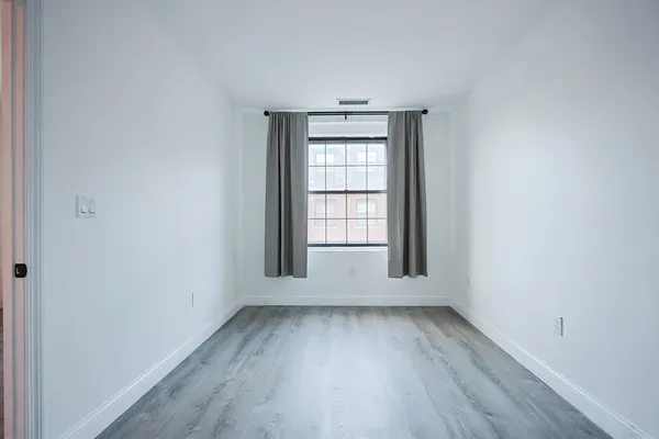 $2,500 | 10 Weston Avenue, Unit 327, Quincy, MA 02170
