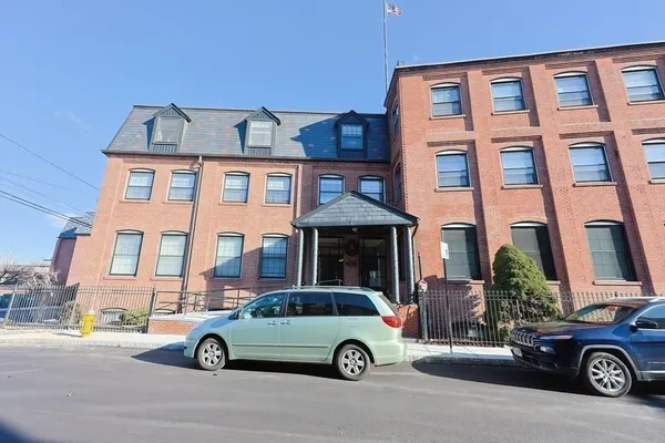 $2,500 | 10 Weston Avenue, Unit 327, Quincy, MA 02170