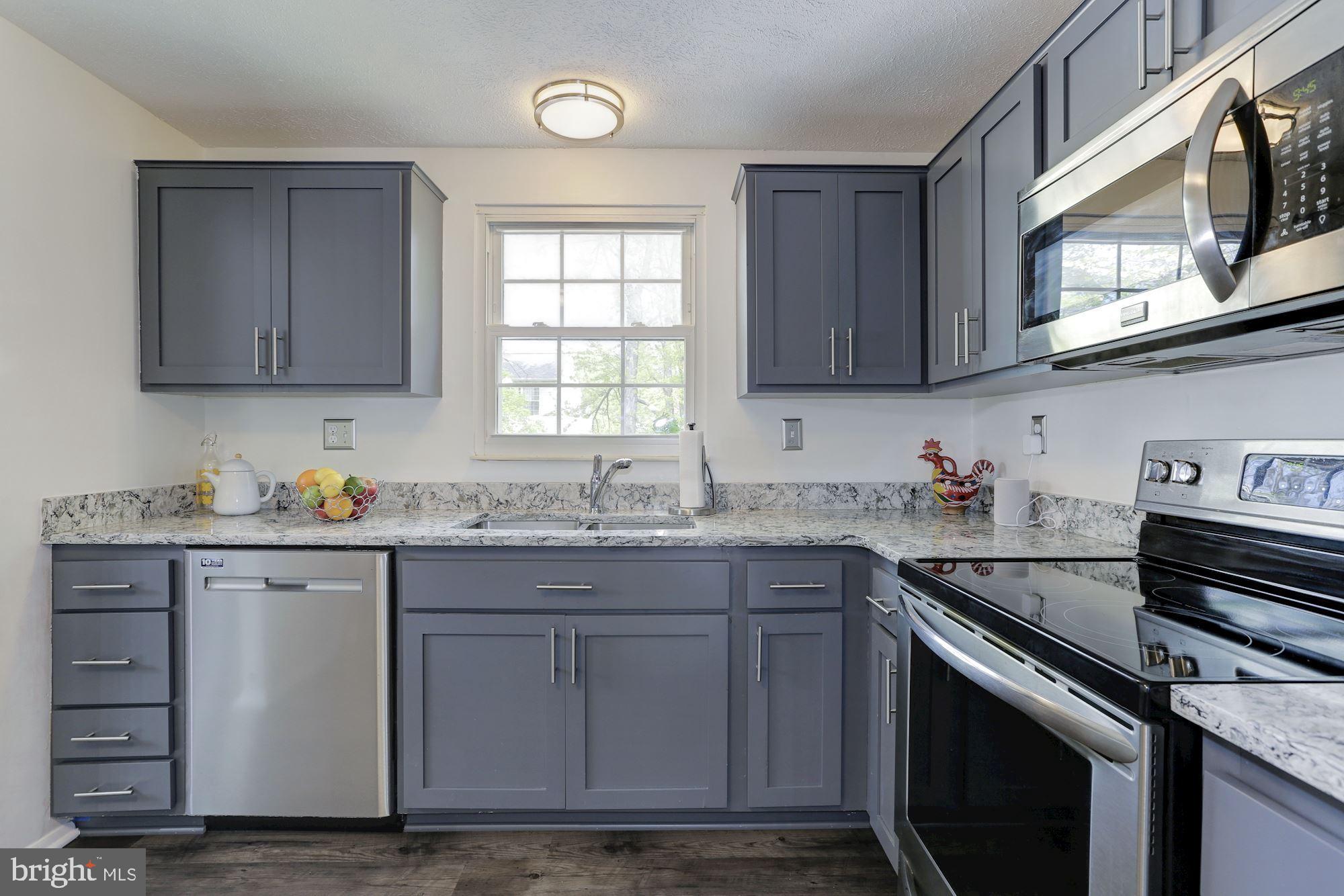 9418 Northgate Road Laurel, MD 20723 - Photo 16 of 49 Ample cabinitery