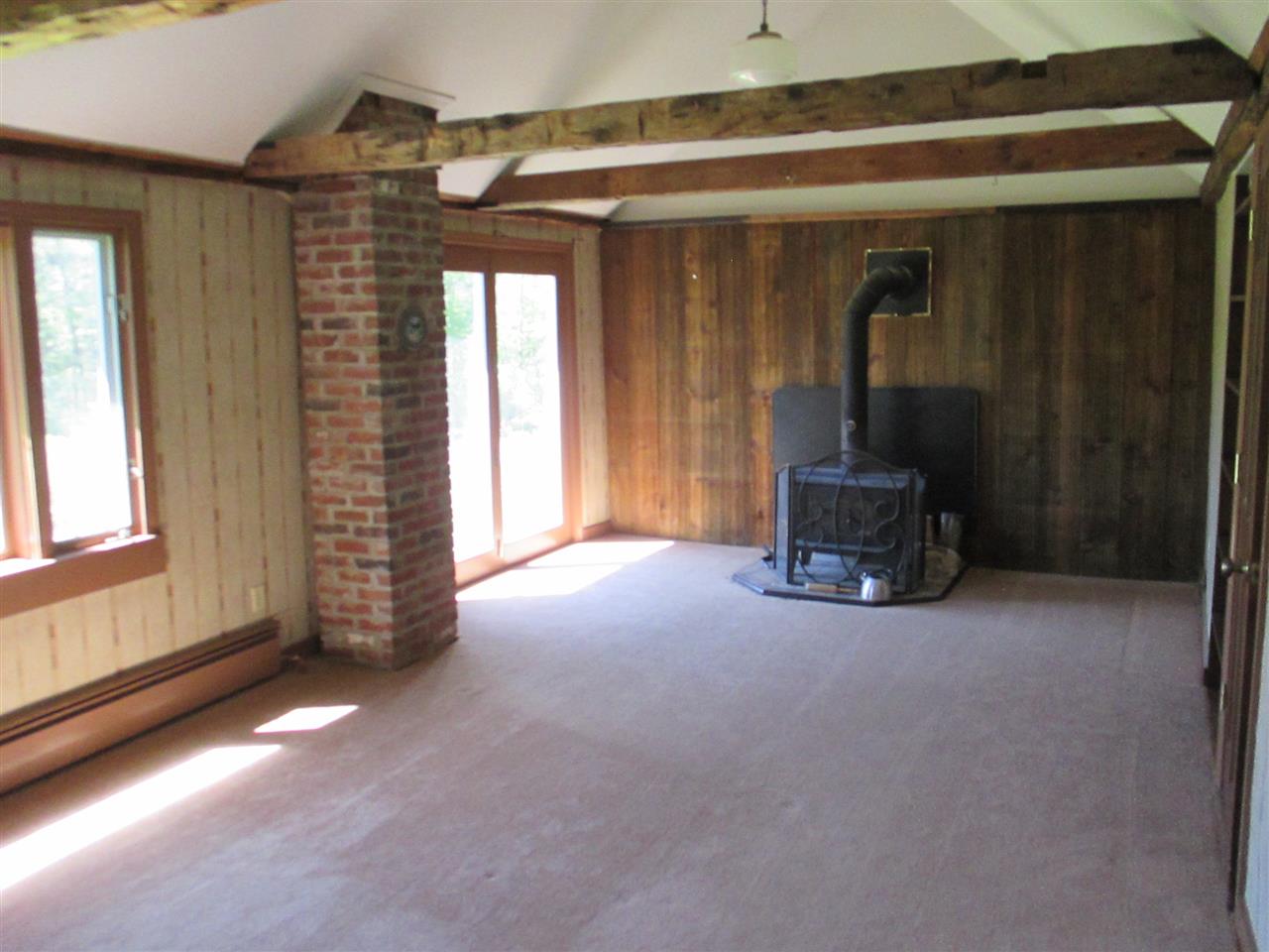 207 London Road Westmoreland, NH 03467 - Photo 3 of 32